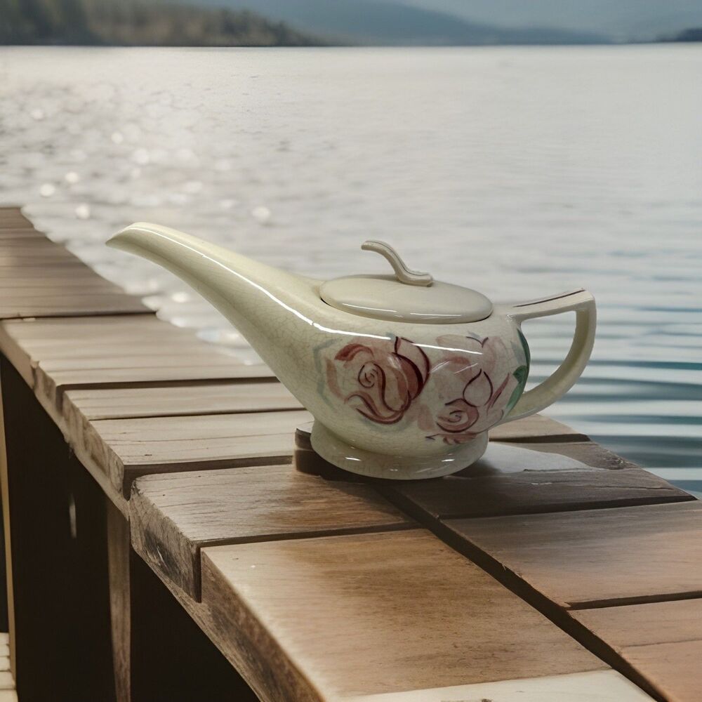 RED WING POTTERY LEXINGTON ROSE TEA POT W/LID PORCELAIN - GENIE LAMP‎ SHAPED